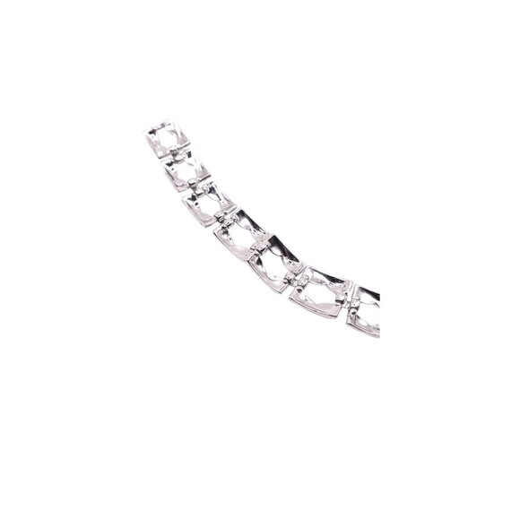 Silver-Tone Geometric Link Bracelet For Women Modern Design Polished Finish - Picture 4 of 6